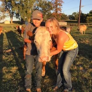 Meet your Posher, Ella